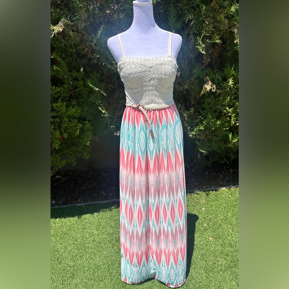 Lily Rose Spring/Summer/Easter Chevron Maxi Dress with Belt Size M